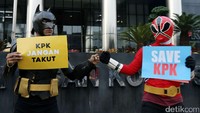 Aksi tersebut sebagai bentuk dukungan untuk KPK terkait teror Novel Baswedan.