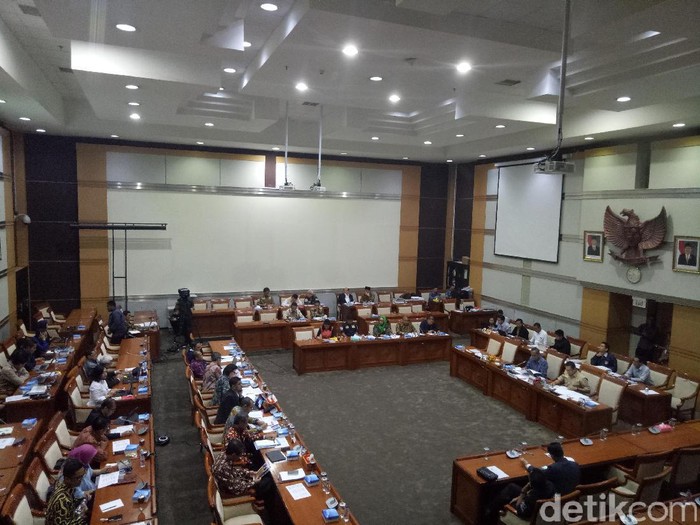 Agus Rahardjo Datang, Komisi III DPR Lanjutkan Rapat dengan KPK