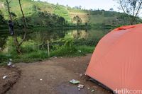 Sampah di area kemping (Randy/detikTravel)