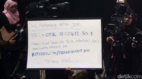 Para sahabat dan rekan artis menggalang dana untuk biaya pengobatan Julia Perez serta penderita kanker lainnya. Pool/Ismail/detikFoto.