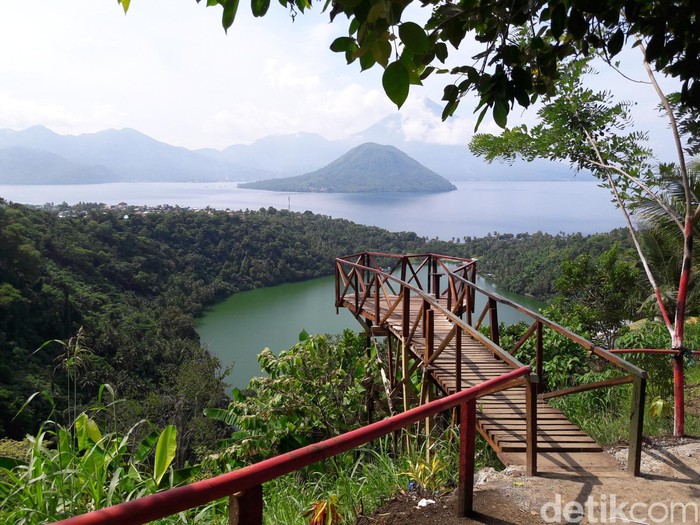 Ngade, Danau Rasa Raja Ampat
