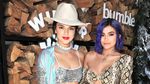 Duo Jenner hingga Alessandra Ambrosia, Gaya Selebriti di Coachella 2017