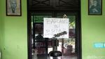 Warga Segel Kantor DPC PPP