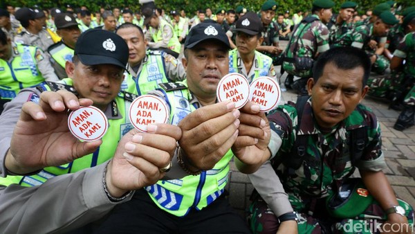 TNI-Polri Apel Pengamanan Pilgub DKI