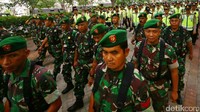 Untuk mengamankan Pilgub DKI putaran dua, TNI-Polri mengerahkan 64 ribu personel.
