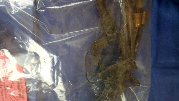 Barang bukti yang diamankan polisi.