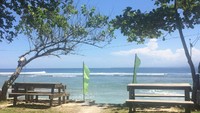 Libur panjang akhir pekan ini, manfaatkan waktu liburan untuk mampir ke Pantai Tanjung Setia. Jangan lupa sambil foto-foto ya!  (Monica/detikTravel)