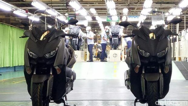 Kapan XMAX Meluncur di Indonesia, Yamaha?