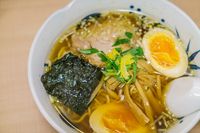 Seru! Majalah Anak-anak Ini Hadiahi Permainan Kertas Berbentuk Ramen 