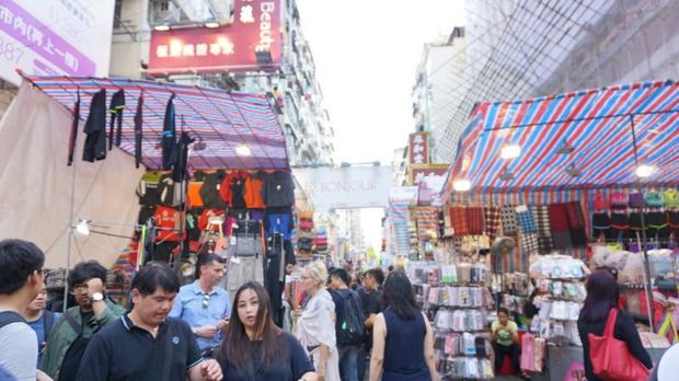 Belanja Oleh-oleh di Hong Kong, Mong Kok Tempatnya!