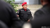 Apel Siaga dipimpin langsung oleh Komandan Satgas Nasional Cakra Buana PDIP Komarudin Watubun di Lapangan Parkir DPP PDI Perjuangan, Jl Lenteng Agung, Jakarta Selatan