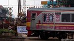 Perlintasan Kereta Api Bintaro Permai Ditutup
