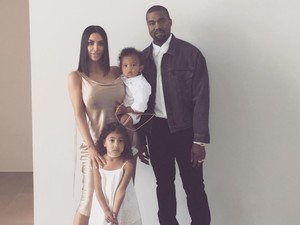 Sakit Flu, Kim Kardashian Malah Senang karena Bisa Diet Turun Berat Badan