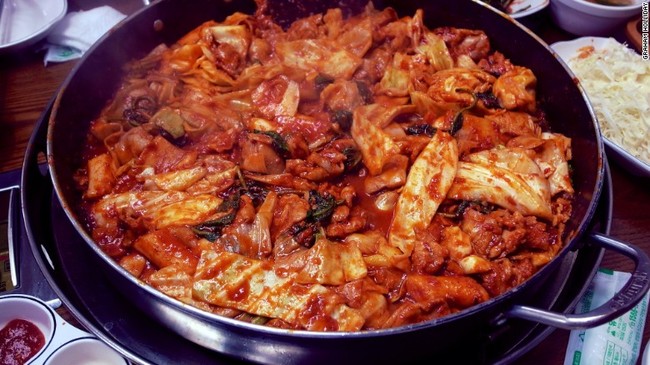 Jalan-jalan ke Korea Selatan, Ini 10 Makanan yang Wajib Dicicipi! (1)
