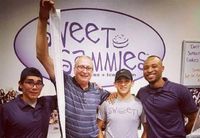 Pria Ini Habiskan Rp 17 Juta untuk Menraktir Es Krim Setiap Orang!