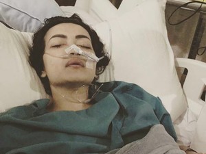Jupe Ramai Pengunjung, Ustad Maulana Bungkam Usai Besuk