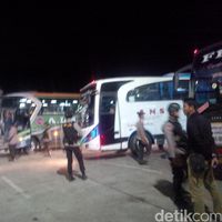 Polisi melakukan razia di Pelabuhan Merak