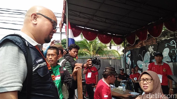 Komisioner KPU Tinjau TPS Tempat Habib Rizieq Mencoblos