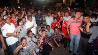 Kegiatan Doa Bersama tersebut diisi dengan Tausiah oleh pengamat politik Yudi Latif, Sekaligus pelepasan Patroli Satgas Taruna Merah Putih dan Relawan Merah Putih untuk membantu mengontrol situasi menjelang dan pada saat Pilkada berlangsung. (Foto: dok. Taruna Merah Putih)