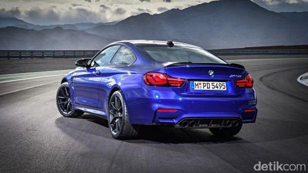 Mau BMW M4 CS? Tunggu Tanggal Mainnya