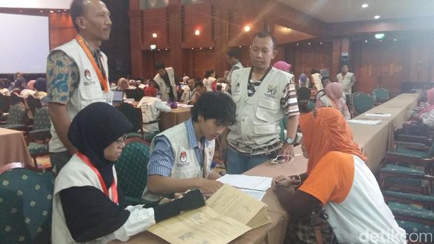 KPU DKI Mulai Masukkan Data untuk Hitung Suara Pilgub DKI