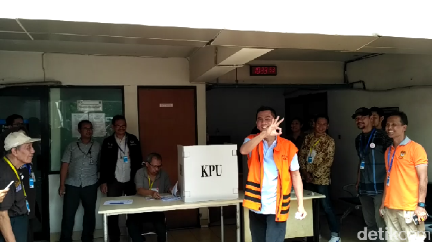 Salam OK OCE dari TPS Rutan KPK