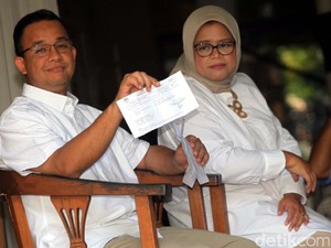Ditemani Istri, Anies Terbang ke Singapura Jenguk Ani Yudhoyono