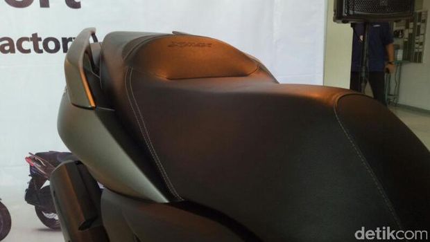 Kurang dari 24 Jam, Pemesan Skutik Yamaha XMAX Tembus 1.000 Orang