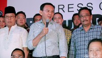 Kami harap ke depan kami ingin semua lupakan persoalan selama kampanye dan pilkada karena Jakarta rumah bersama, ucap Ahok.  Foto: Agung Pambudhy