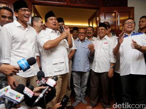 Kedatangan Ical ke Jumpa Pers Anies-Sandi Kagetkan Internal Golkar