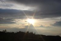 Sunrise perlahan tampak