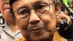 Ditemani Cucu, Habibie Nyoblos Pilgub DKI