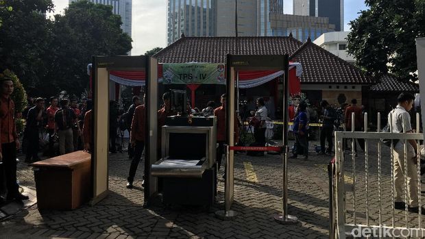 Pengamanan Ketat Dilakukan di TPS Tempat Jokowi Nyoblos
