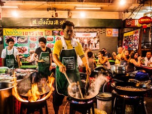 Pemerintah Bangkok Akan Larang Keberadaan Pedagang Kaki Lima