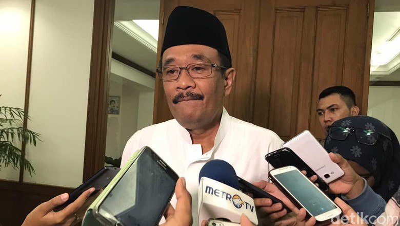 Djarot: Kami Tetap Kerja Keras Melayani Warga Jakarta Djarot: Kami Tetap Kerja Keras Melayani Warga Jakarta