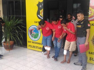 Ini Cerita Pelarian 2 Tahanan Polsek Tambaksari yang Kabur