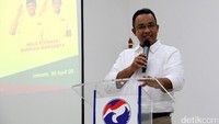 Anies memandang hasil Pilgub DKI putaran kedua sebagai sensus yang hasilnya jauh berbeda dengan survei yang dirilis sebelum pemilihan. Dia memohon doa restu agar dimudahkan dalam menjalankan amanat sebagai Gubernur DKI Jakarta pada waktunya nanti.