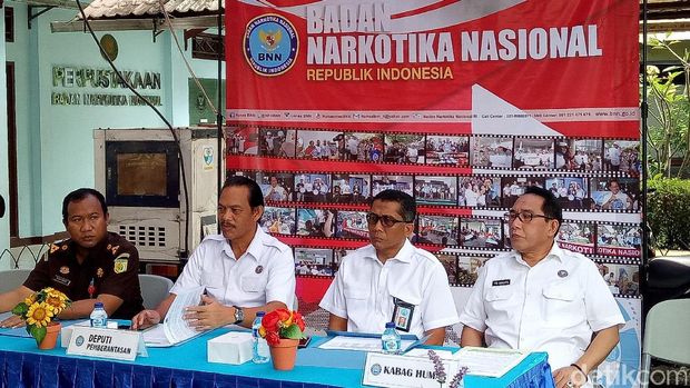 BNN Musnahkan 11 Kg Sabu dan Ratusan Butir Ekstasi