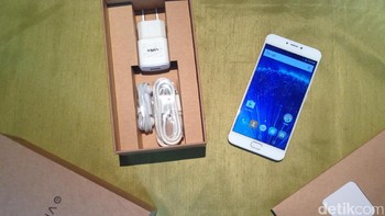 Untuk tahap awal, Luna G dipasarkan sebanyak 10 ribu unit lewat penjualan online. (Foto: detikINET/Agus Tri Haryanto)