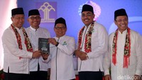 Khataman Alquran ini digelar serentak di lapas seluruh Indonesia. Ada 57.360 warga binaan seluruh Indonesia yang mengikuti Khataman Alquran ini.