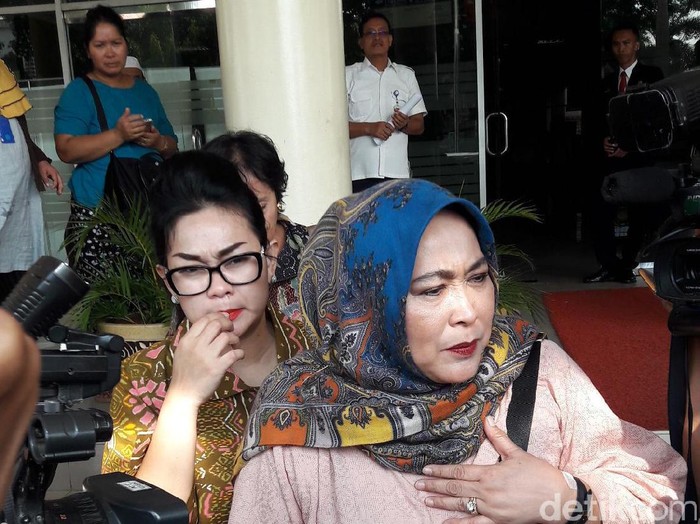 Sedang Ada Tindakan, Yenny Rachman Tak Dapat Jenguk Jupe