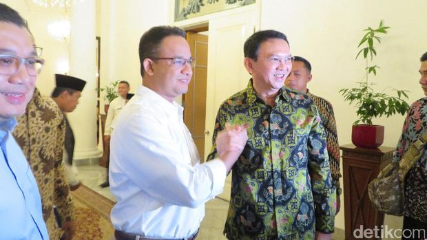 Anies Temui Ahok di Balai Kota
