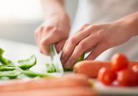 Peneliti Buktikan Masak Sendiri di Rumah Selain Hemat Juga Menyehatkan