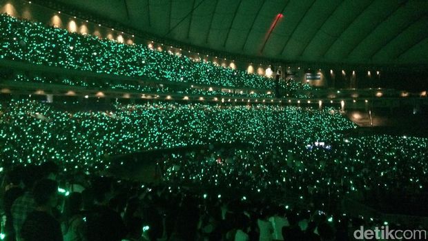 Coldplay Tokyo: Biarkan Kami Membalasmu dengan Air Mata