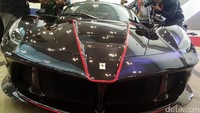 LaFerrari Aperta dipamerkan di ICE BSD, Tangerang, Kamis (20/4/2017).