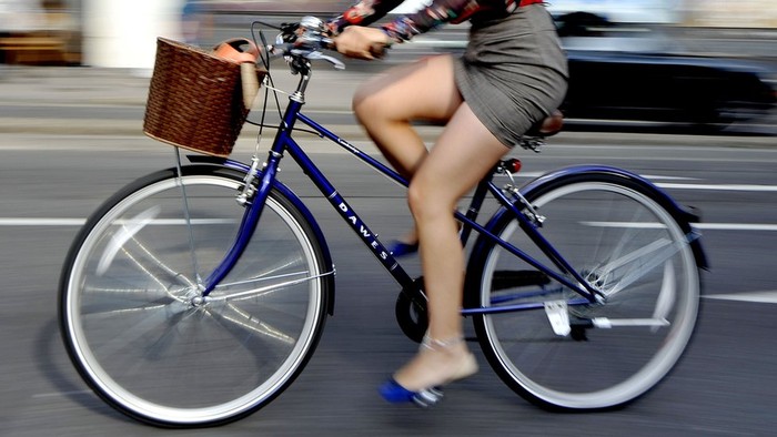 Naik Sepeda ke Kantor Bisa Kurangi Risiko Kanker