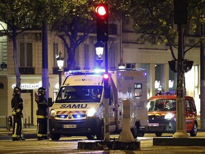 Capres Prancis Batalkan Kampanye Usai Penembakan Champs Elysees