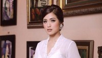 Jessica Iskandar pun mengutip perkataan R.A Kartini dalam caption fotonya itu. (Dok. Instagram/inijedar)