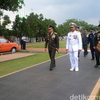 Panglima TNI Hadiri Pemakaman Wadan Sesko TNI di Bandung