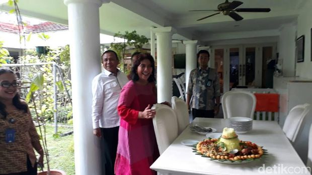 Menteri Kelautan dan Perikanan Susi Pudjiastuti